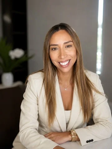 Photo of Nadina V.