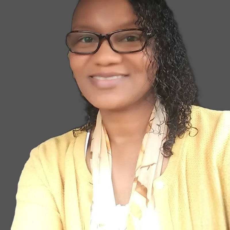 Photo of Angela M.